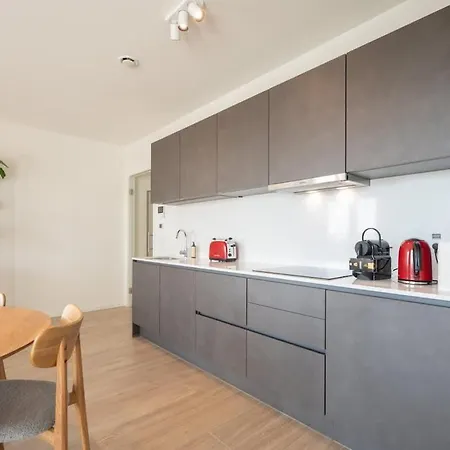 Modern With Stunning Terrace & Views